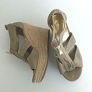 Michael Kors Damita Canvas Espadrilles Wedge Sandals Size 5.5